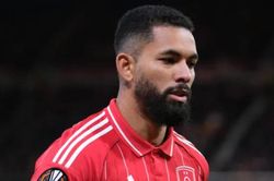 Tin chuyển nhượng (27/1): Tottenham nhắm sao PSG, Douglas Luiz trở lại Villa Park