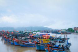 Phó Thủ tướng Trần Hồng Hà giao tiếp tục thanh tra, kiểm tra chống khai thác IUU