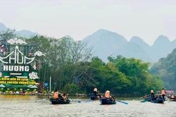Danh thắng Hương Sơn hướng tới bốn mùa thu hút khách