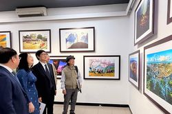 Khai mạc Triển lãm ảnh mừng Đảng, mừng Xuân Bính Ngọ 2026