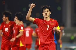 Đình Bắc và Trung Kiên lọt tầm ngắm J-League: Bước ngoặt xuất ngoại sau kỳ tích châu Á