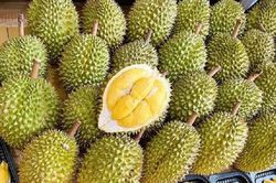 Giá sầu riêng hôm nay 28/1: Sầu Thái tăng mạnh lên 140.000 đồng/kg