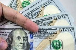 Đô la rơi tự do trước quyết định của Fed, euro và bảng Anh hạ nhiệt
