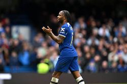Raheem Sterling rời Chelsea: 7 bến đỗ tiềm năng để cứu vãn sự nghiệp ở tuổi 31