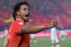 Tuyển Việt Nam thay đổi diện mạo: Nguyễn Xuân Son và dàn viện binh quyết đấu Malaysia