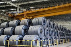 Giá thép hôm nay 29/1: Giá thế giới giảm xuống 3.049 nhân dân tệ, thị trường nội địa đi ngang