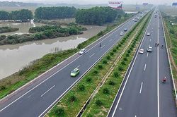 Thống nhất phương án nghiên cứu mở rộng cao tốc Hà Nội – Bắc Giang lên 8 làn xe