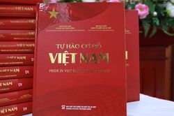 'Tự hào cơ đồ Việt Nam' khắc họa hành trình 80 năm phát triển của đất nước
