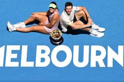 Olivia Gadecki và John Peers bảo vệ ngôi vương Australian Open, lập kỳ tích sau 37 năm