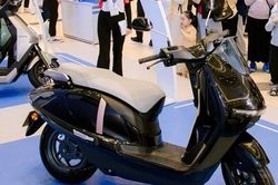 Honda ra mắt bộ ba xe máy điện UC3, CUV e: và ICON e: tại Việt Nam từ 21,8 triệu đồng