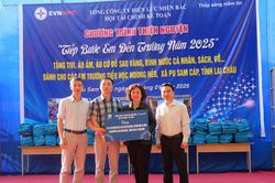 Hội Tài chính Kế toán - Tổng Công ty Điện lực Miền Bắc tiếp bước em đến trường tại vùng cao Lai Châu