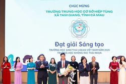 Hàng ngàn học sinh dự lễ trao giải thưởng 'Trường học không rác thải nhựa'
