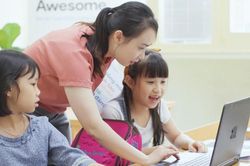 Kịp thời ngăn chặn, bóc gỡ, xóa bỏ các thông tin xấu, độc, tác động tiêu cực đến học sinh