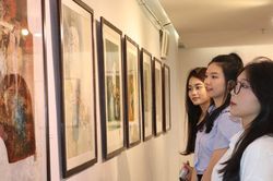 Hình tượng Ngựa và Hoa trong sáng tác của Lê Bá Đảng