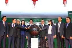 'Chuyến tàu Hạnh phúc' kết nối niềm tin, lan tỏa yêu thương và quảng bá du lịch đầu Xuân 2026