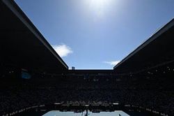 Chung kết Alcaraz - Djokovic lập kỷ lục giá vé đắt nhất lịch sử Australian Open