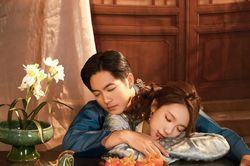 Gia đình trái dấu: Thừa Tuấn Anh và Thùy Dương gây sốt với bộ ảnh mới