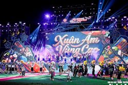 Sắc Xuân vùng cao - Ấm áp nghĩa tình đồng bào