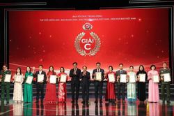 Lễ Tuyên dương Bí thư chi bộ xuất sắc và công bố, trao giải Búa liềm vàng lần thứ X - năm 2025