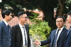 Quy tắc ứng xử mới của nhà giáo: Cấm phân biệt đối xử với người học