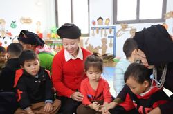 Cấm giáo viên ép học sinh, phụ huynh tham gia hoạt động 'tự nguyện'