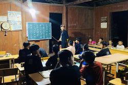 Gìn giữ hồn chữ Nôm Dao
