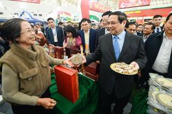 Thủ tướng yêu cầu lan tỏa thương hiệu địa phương tại Hội chợ Mùa Xuân