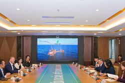 Petrovietnam làm việc với Fortune châu Á, đề xuất tổ chức Hội nghị Thượng đỉnh Đông Nam Á tại Việt Nam