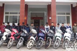 Sau tin báo, Công an phường nhanh chóng bắt giữ nhóm đối tượng trộm cắp