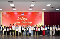Bệnh viện Ung bướu Nghệ An tổ chức 'Xuân yêu thương 2026', vận động gần 700 triệu đồng hỗ trợ bệnh nhân