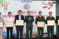 Bộ Tư lệnh Quân khu 5 gặp mặt các cơ quan báo chí