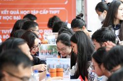 Ngành học nở rộ, chất lượng co hẹp, cảnh báo từ cuộc đua đa ngành đại học