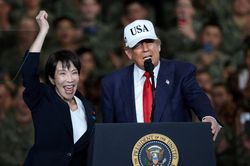 Ông Trump dành lời 'có cánh' cho bà Takaichi