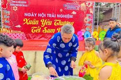 Trải nghiệm 'Ngày Tết quê em' bài học kỹ năng sống sinh động cho HS ở Phú Thọ