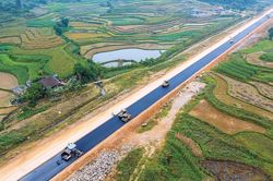 Cao tốc Đồng Đăng - Trà Lĩnh: Con đường hạnh phúc của Cao Bằng là con đường của lòng dân