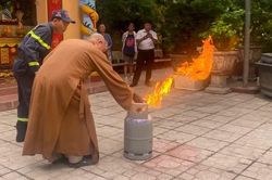 Giáo hội đề nghị Tăng Ni tích cực tham gia bảo vệ môi trường, phòng chống cháy nổ dịp Tết Bính Ngọ 2026