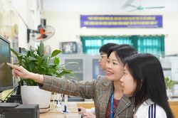 Đại học Công nghiệp Hà Nội với trách nhiệm xã hội 'Bình dân học vụ số'