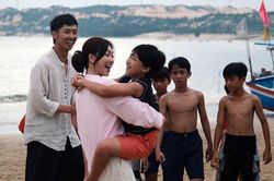 Phim Tết 'Báu vật trời cho' khai thác chủ đề lừa tiền đại gia