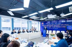 Cục Thuế tập huấn hỗ trợ hộ kinh doanh ghi chép sổ sách, kê khai và nộp thuế