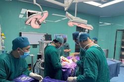 Hội chẩn liên viện trong đêm, cứu sống bệnh nhi 5 tuổi chấn thương sọ não nặng