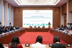 Đại biểu Quốc hội lắng nghe, phản ánh ý chí, nguyện vọng của nhân dân
