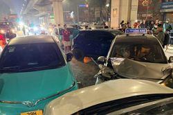 Hà Nội: Nữ tài xế ô tô đi ngược chiều gây tai nạn liên hoàn