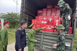 Bắc Ninh: Tiêu hủy số lượng lớn pháo hoa nổ