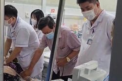 Cụ bà 84 tuổi tử vong sau 1 ngày nhập viện, người nhà 'tố' bác sĩ tắc trách