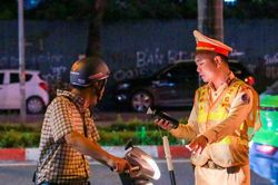 Cao điểm Tết: Xử lý gần 9.500 trường hợp vi phạm trong một ngày