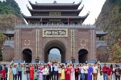 Mùng 1 Tết Bính Ngọ 2026: Thung Ui mở cửa, đánh thức không gian linh thiêng đất Cố đô