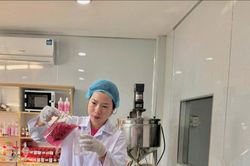 Bất ngờ với mỹ phẩm làm từ vỏ trái thanh long
