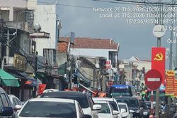 Mùng 4 Tết Bính Ngọ: Quốc lộ 1A gần cao tốc Đà Nẵng - Quảng Ngãi ùn tắc kéo dài
