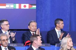 Hình ảnh Tổng Bí thư Tô Lâm dự phiên khai mạc Hội đồng Hòa bình về Gaza tại Mỹ