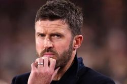 Michael Carrick nắm quyền tự quyết tương lai Man Utd và Marcus Rashford